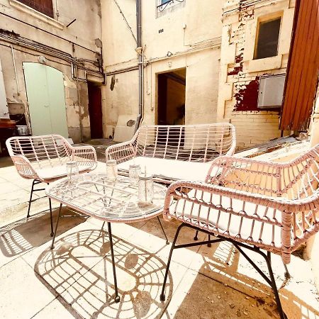 Le Coeur De Nimes Apartman Kültér fotó