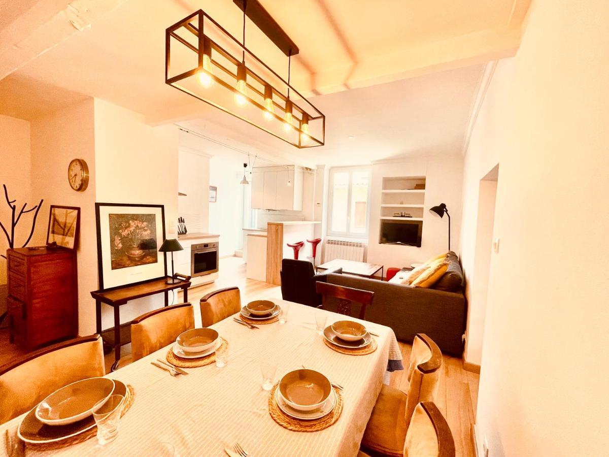 Le Coeur De Nimes Apartman Kültér fotó
