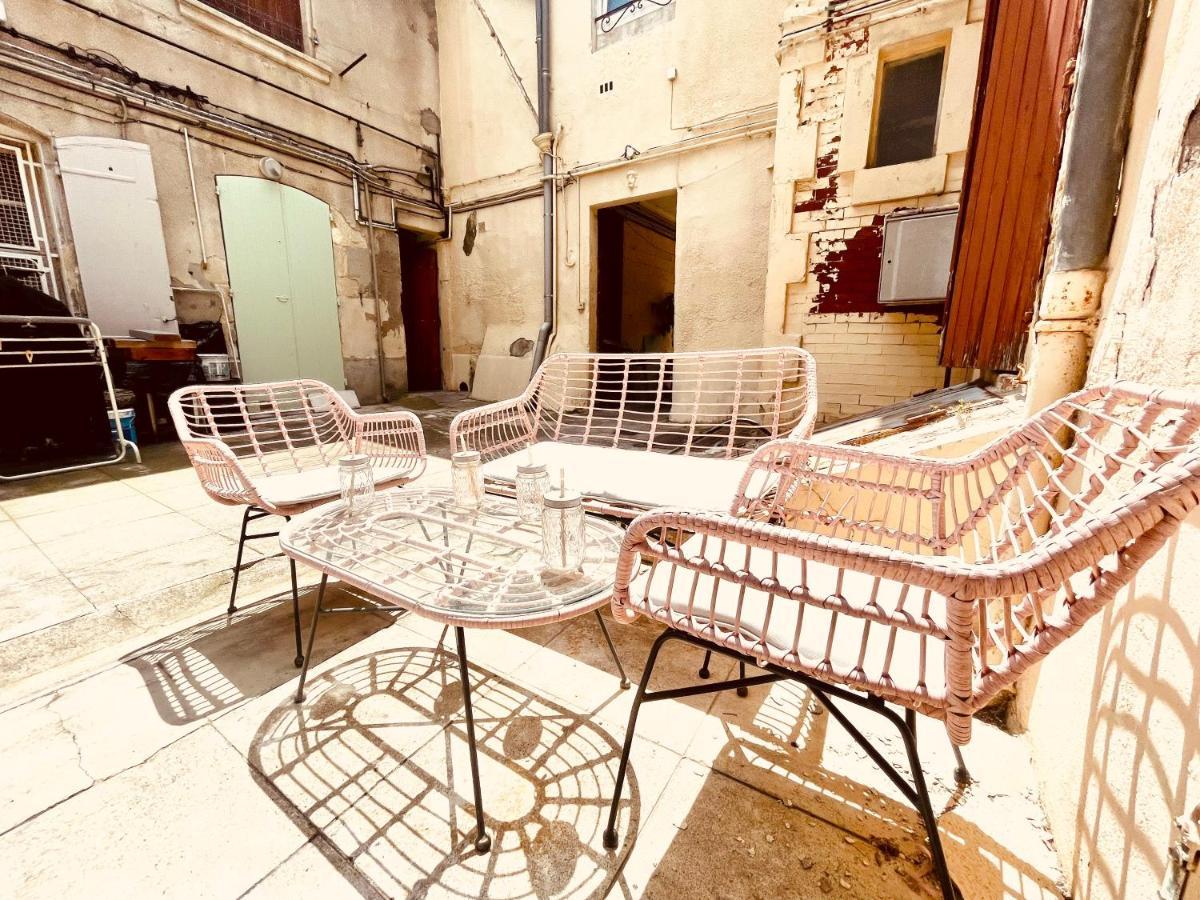 Le Coeur De Nimes Apartman Kültér fotó