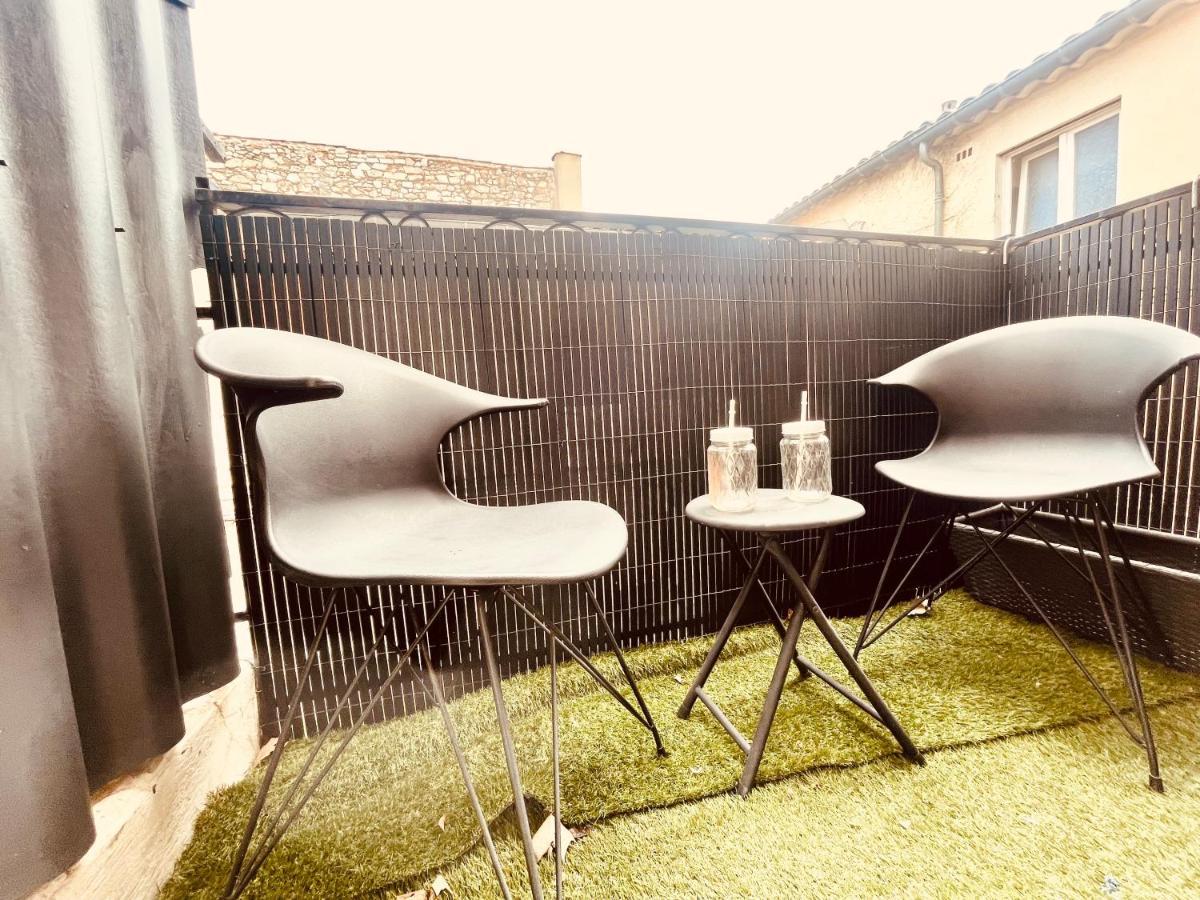 Le Coeur De Nimes Apartman Kültér fotó