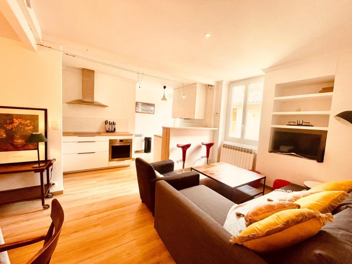 Le Coeur De Nimes Apartman Kültér fotó